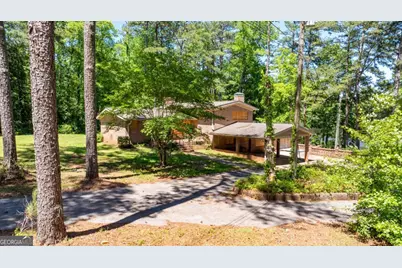 8 Canterbury Drive, Newnan, GA 30263 - Photo 1