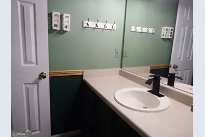 1097 Old Saybrook Court, Stone Mountain, GA 30083 - Photo 11