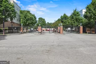 898 Oak St SW, Atlanta, GA 30310 - Photo 3