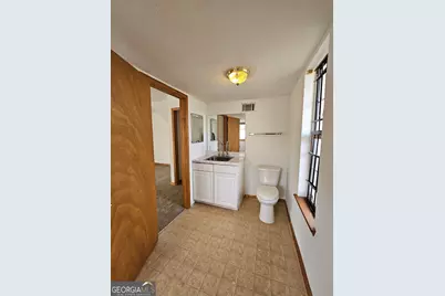 371 Chase Woods Circle, Jonesboro, GA 30236 - Photo 9