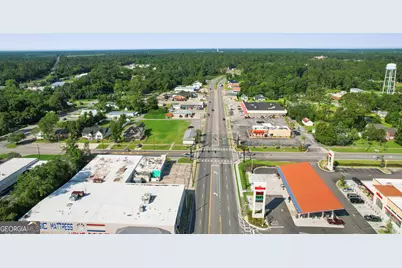 298 W Orange Street, Jesup, GA 31545 - Photo 27