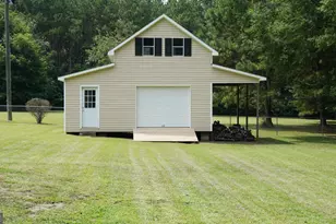 1881 Beeks Rd, Williamson, GA 30292 - Photo 27