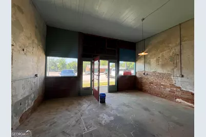 71 E North Avenue, Comer, GA 30629 - Photo 3