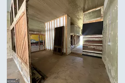 71 E North Avenue, Comer, GA 30629 - Photo 5