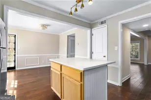 6520 Roswell Rd, Sandy Springs, GA 30328 - Photo 9