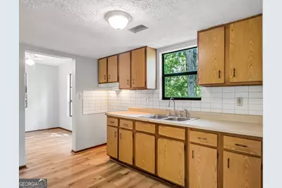 112 Woodhollow Drive, Griffin, GA 30223 - Photo 9