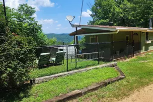 568 Yonah Lk Rd, Toccoa, GA 30577 - Photo 5