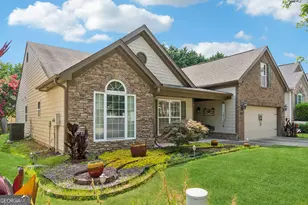 2016 Jameson Circle, Lawrenceville, GA 30043 - Photo 3