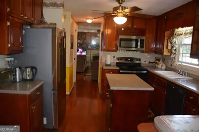 862 Fireside Way, Stone Mountain, GA 30083 - Photo 11