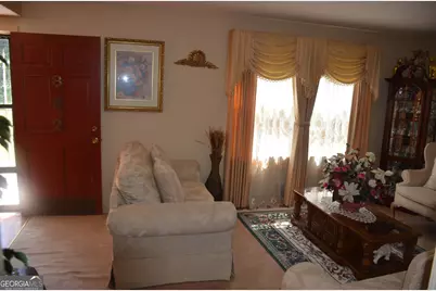 862 Fireside Way, Stone Mountain, GA 30083 - Photo 3