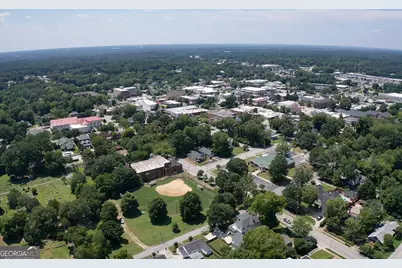 2225 East Street SE, Covington, GA 30014 - Photo 3