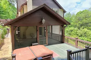 251 Quail Cove Ln, Brasstown, NC 28902 - Photo 23