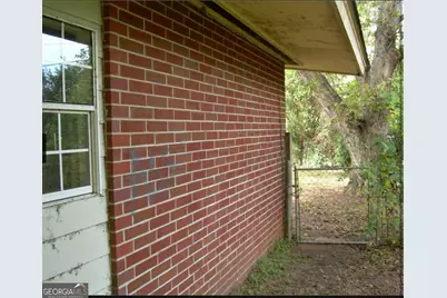1978 S Riverview Circle, Albany, GA 31705 - Photo 3