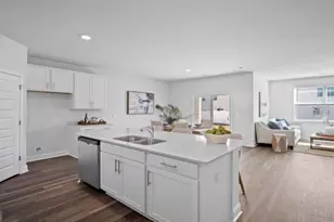 1030 Lakes Blvd, Brunswick, GA 31525 - Photo 9