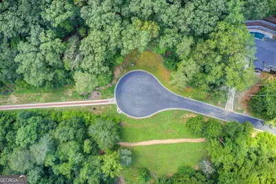 3869 Teesdale Court, Sandy Springs, GA 30350 - Photo 7