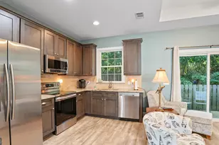 419 Palmetto St, Saint Simons, GA 31522 - Photo 7