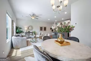 1352 Willow Brk Cir, Jonesboro, GA 30238 - Photo 3