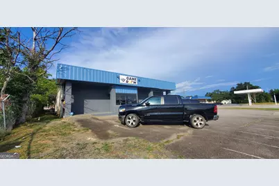 111 S Central Street, Swainsboro, GA 30401 - Photo 7