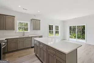 1044 Cottage Way, Darien, GA 31305 - Photo 5