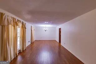 313 Johnston Dr, Thomaston, GA 30286 - Photo 7