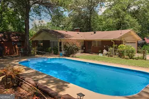 313 Johnston Dr, Thomaston, GA 30286 - Photo 3