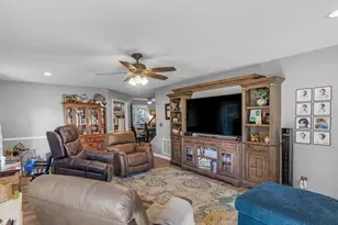 3636 W Point Cir, Lizella, GA 31052 - Photo 11