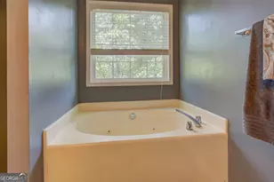 530 Windermere Dr, Loganville, GA 30052 - Photo 27