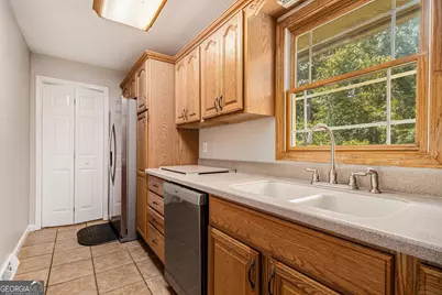 371 Lake Drive SE, Calhoun, GA 30701 - Photo 9