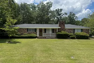 108 Plum St, Dublin, GA 31021 - Photo 1