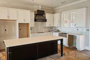 125 Hawthorne Ln, Forsyth, GA 31029 - Photo 5