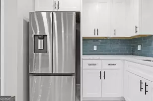 353 Old Rosser Rd, Stone Mountain, GA 30087 - Photo 11