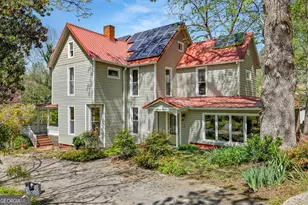 623 Maine St, Demorest, GA 30535 - Photo 3