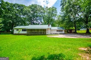 100 Redwine Dr, Newnan, GA 30263 - Photo 15