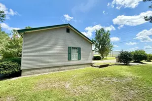 916 Randall Whiddon Dr, Ashburn, GA 31714 - Photo 11