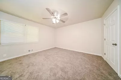 5338 Olde Street, Stone Mountain, GA 30088 - Photo 7