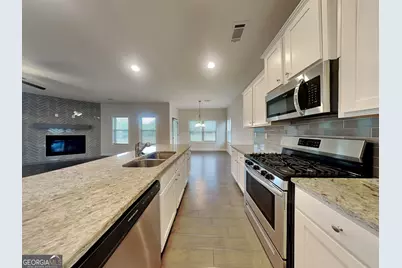 1609 Kamp Springs Avenue, Lawrenceville, GA 30045 - Photo 5