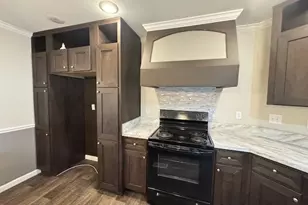 219 Lineman Wy, Tunnel Hill, GA 30755 - Photo 5