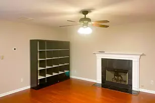 1020 Chandler Ridge Dr SE, Lawrenceville, GA 30045 - Photo 9