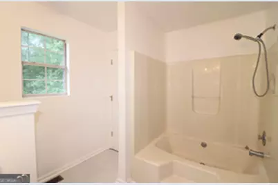 5851 Giles Road, Lithonia, GA 30058 - Photo 11