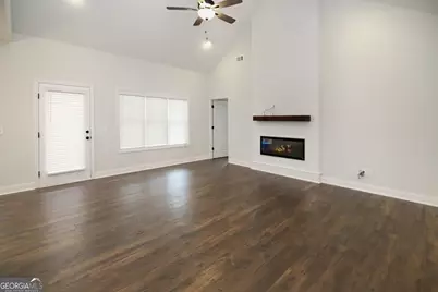 129 Celebration Boulevard, Lagrange, GA 30241 - Photo 9