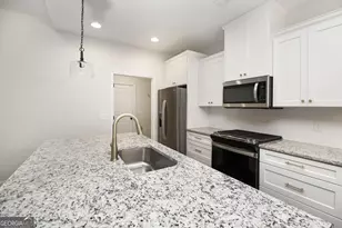 129 Celebration Blvd, Lagrange, GA 30241 - Photo 7