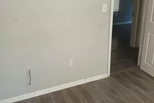 5135 Hilltop Dr, Union City, GA 30291 - Photo 15