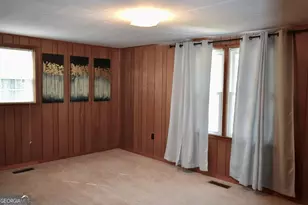 119 Horseshoe Loop, Swainsboro, GA 30401 - Photo 9