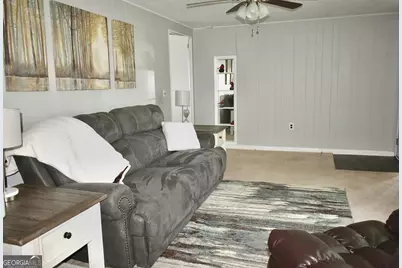 119 Horseshoe Loop, Swainsboro, GA 30401 - Photo 3