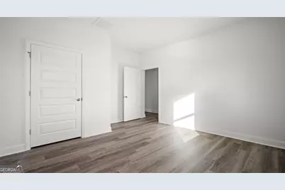 1046 Lakes Boulevard, Brunswick, GA 31525 - Photo 21