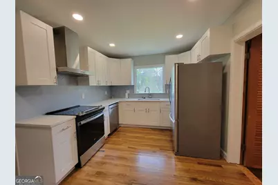 2070 Black Fox Drive NE, Atlanta, GA 30345 - Photo 5