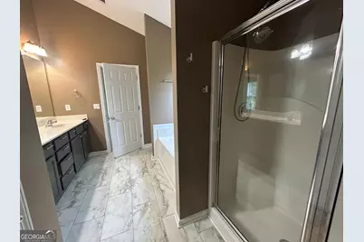 2405 Village Green Drive, Fairburn, GA 30213 - Photo 11