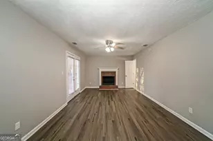 130 W Village Ct, Riverdale, GA 30296 - Photo 3