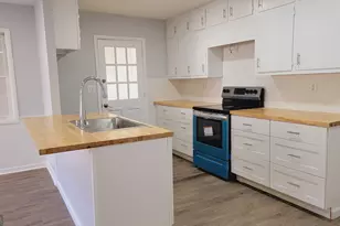 601 Melrose Dr, Forest Park, GA 30297 - Photo 11