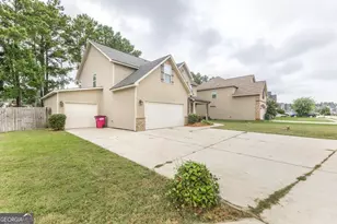 175 Arbor Creek, Warner Robins, GA 31093 - Photo 3